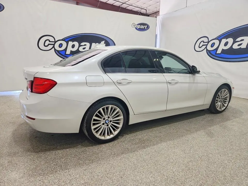 2012 BMW 328 I SULEV  