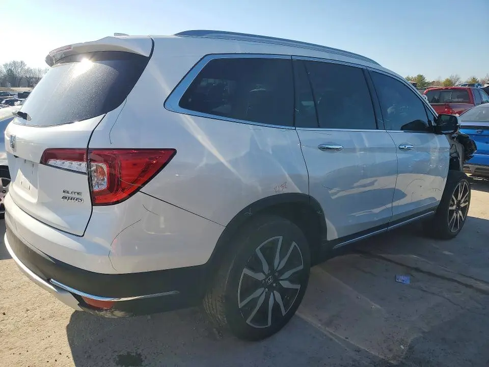 2020 HONDA PILOT ELITE  
