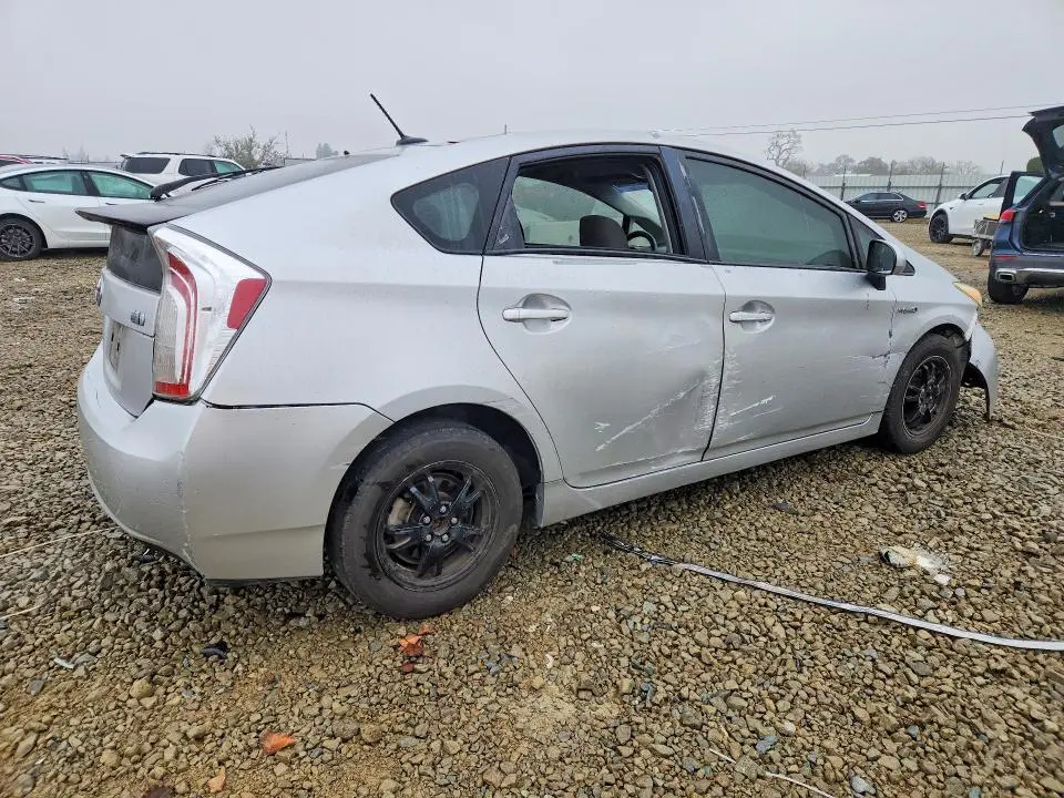 2014 TOYOTA PRIUS   