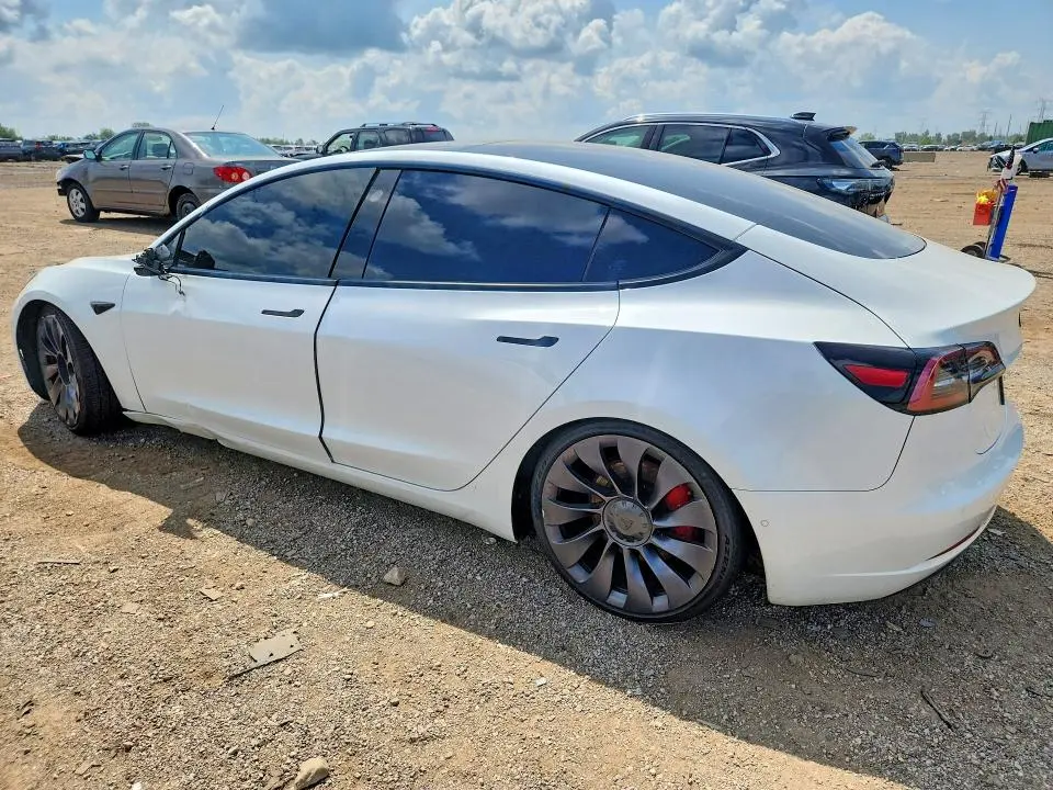 2021 TESLA MODEL 3   