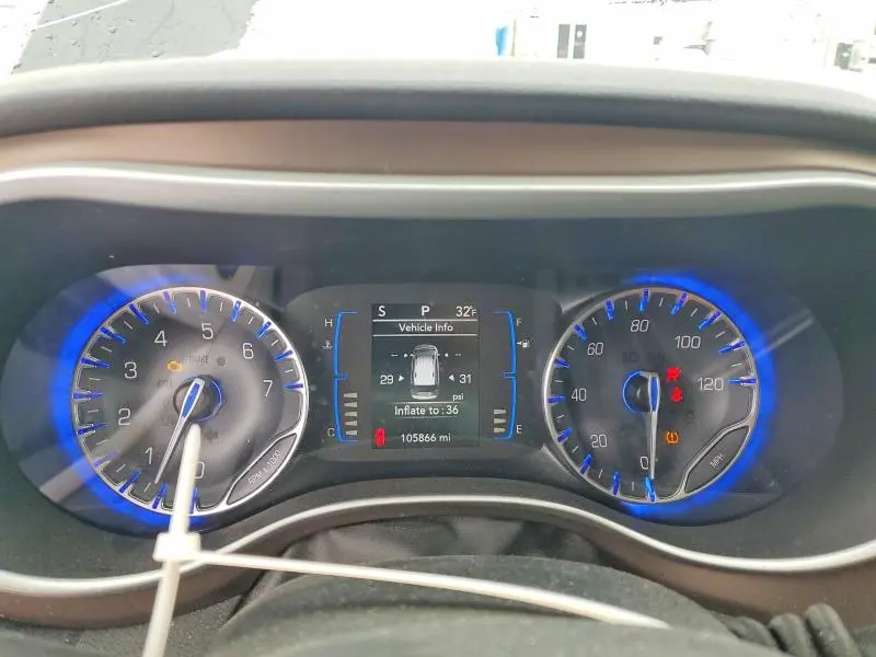 2017 CHRYSLER PACIFICA LX  