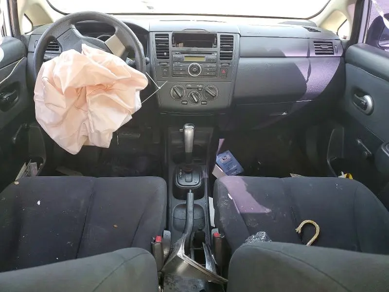 2010 NISSAN VERSA 1.6 BASE  