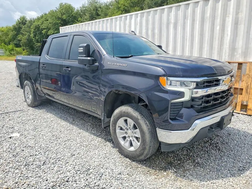 2023 CHEVROLET SILVERADO K1500 LT  