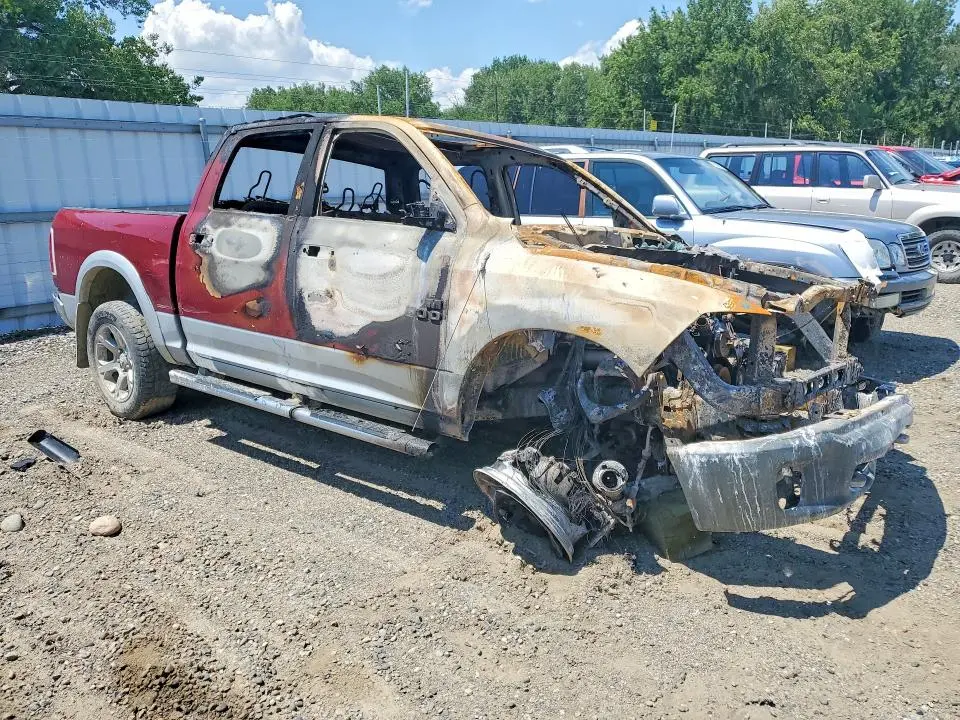 2013 RAM 1500 LARAMIE  