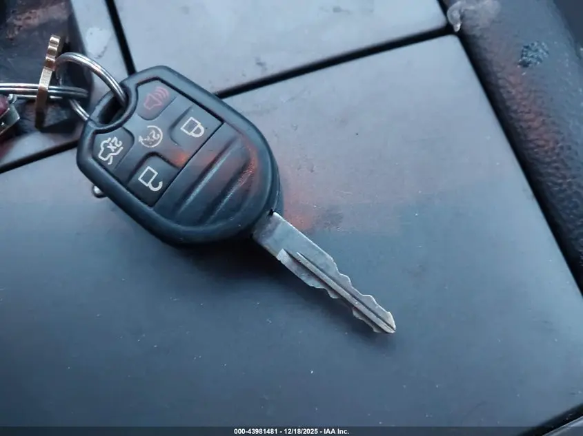 2015 FORD TAURUS SEL