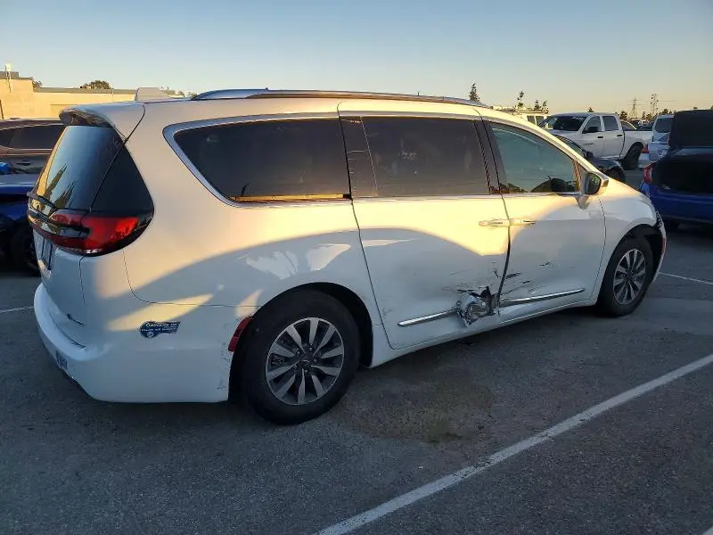 2021 CHRYSLER PACIFICA HYBRID LIMITED  