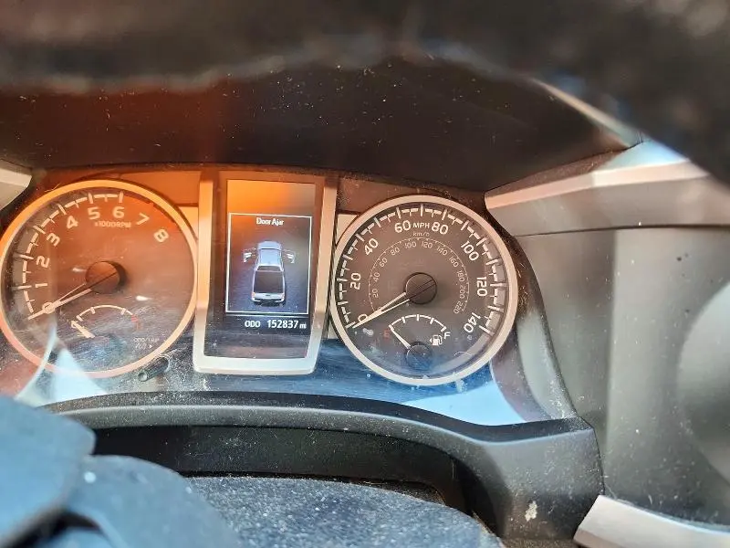 2017 TOYOTA TACOMA SR5 V6  
