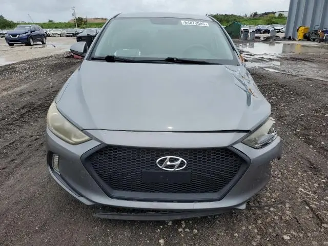 2018 HYUNDAI ELANTRA SE  