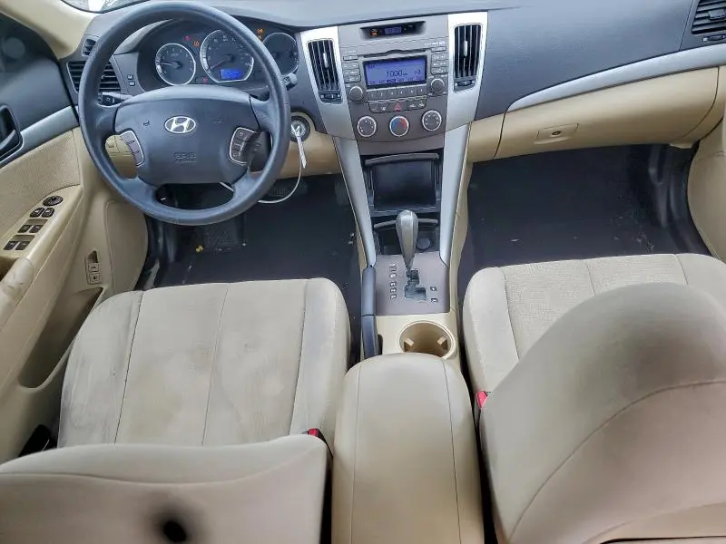 2010 HYUNDAI SONATA GLS  