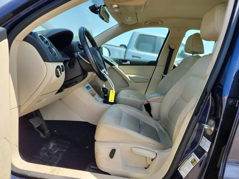 2016 VOLKSWAGEN TIGUAN S  