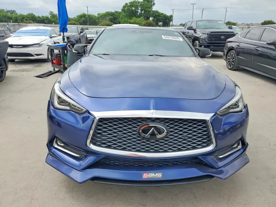 2019 INFINITI Q60 RED SPORT 400  