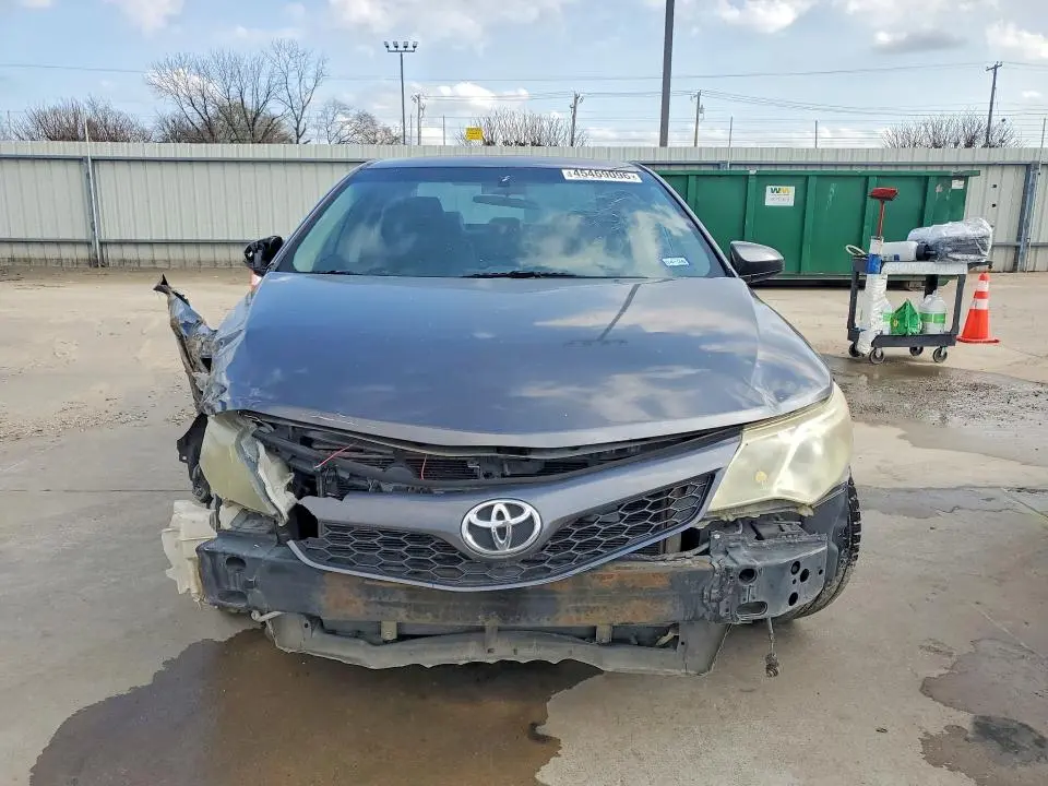 2014 TOYOTA CAMRY   