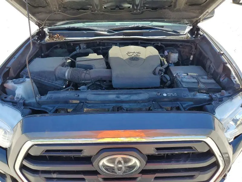 2019 TOYOTA TACOMA SR5 V6  