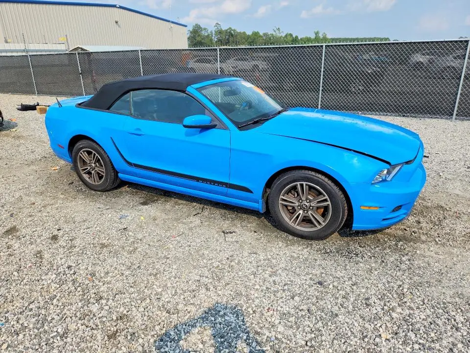 2013 FORD MUSTANG   