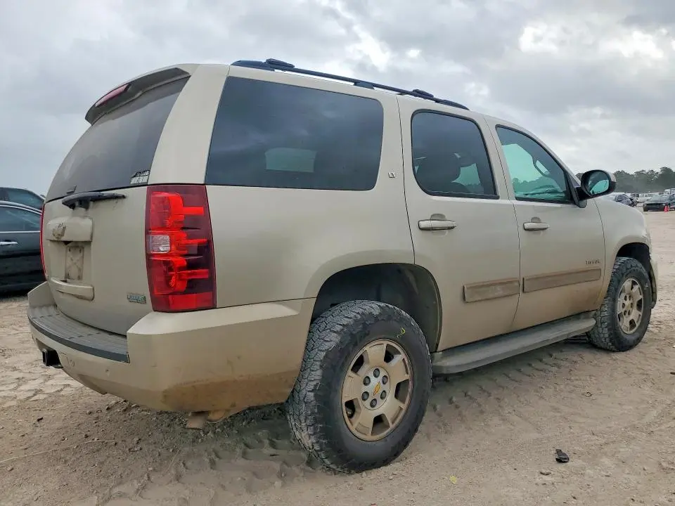 2011 CHEVROLET TAHOE K1500 LT  