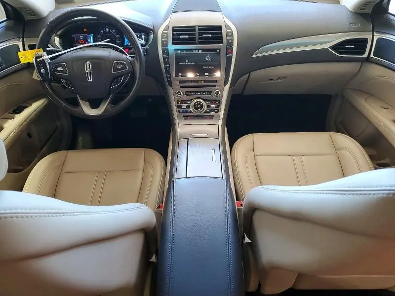 2017 LINCOLN MKZ   