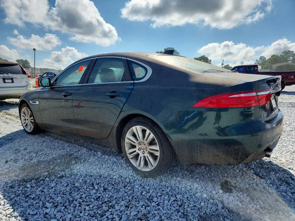 2017 JAGUAR XF PREMIUM  
