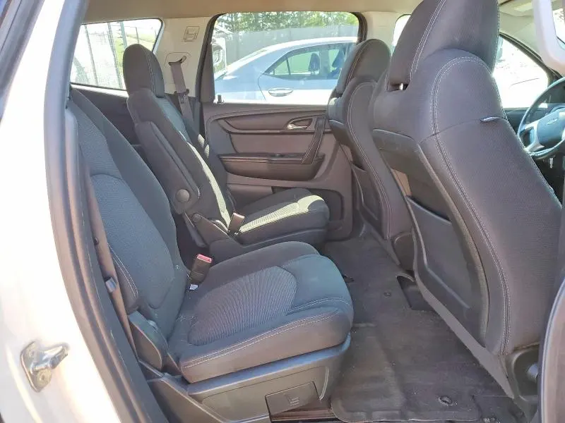2014 CHEVROLET TRAVERSE LT  