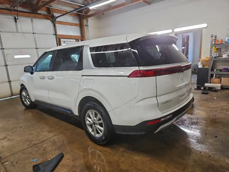 2023 KIA CARNIVAL LX  