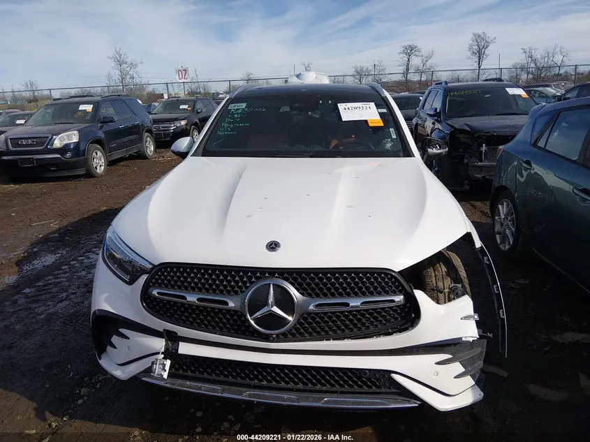 2025 MERCEDES-BENZ GLC 300 4MATIC SUV