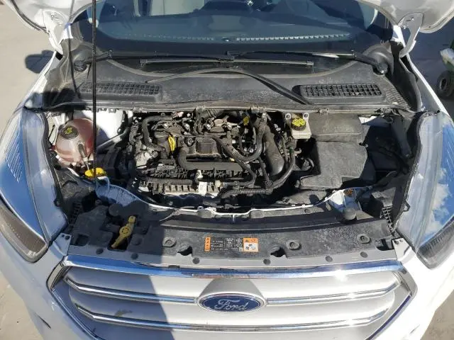 2019 FORD ESCAPE SE