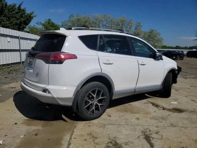 2018 TOYOTA RAV4 SE