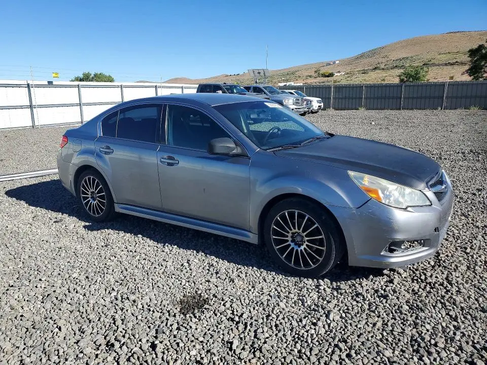 2011 SUBARU LEGACY 2.5I  