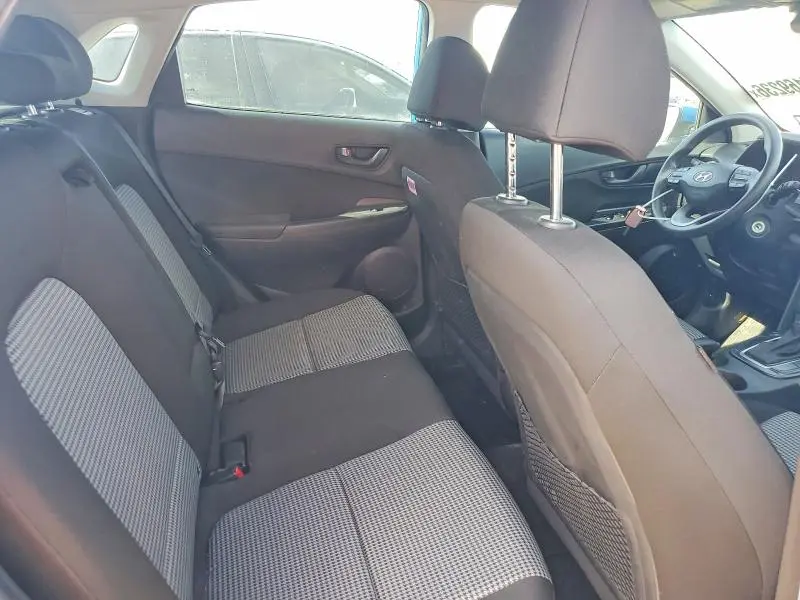 2019 HYUNDAI KONA SE  