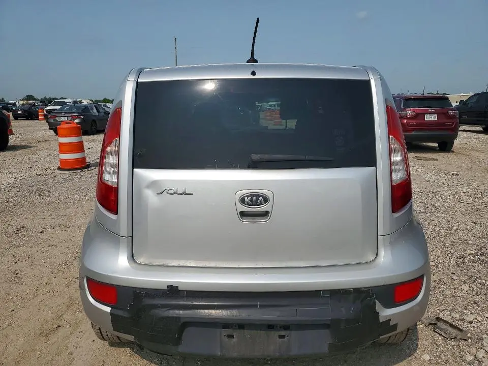2012 KIA SOUL +  