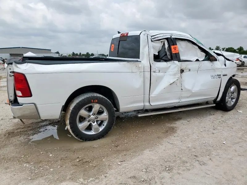 2017 RAM 1500 SLT  