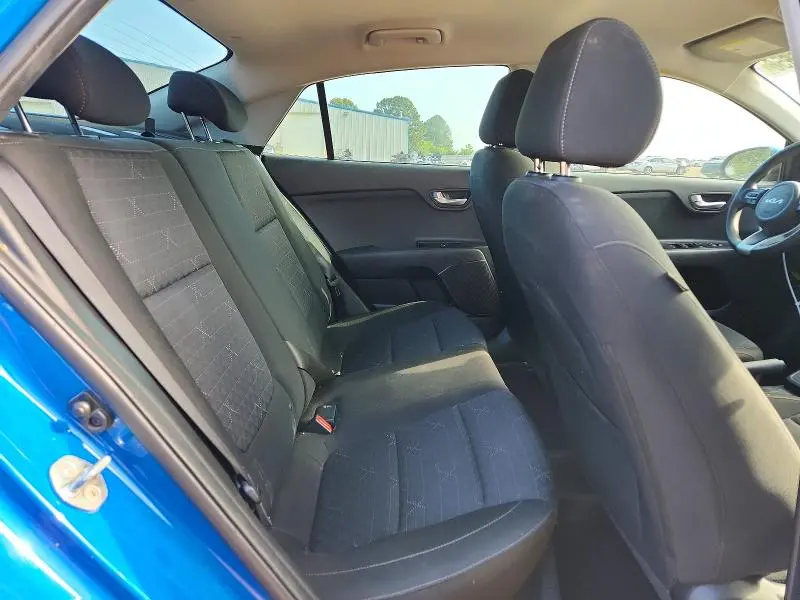 2022 KIA RIO S  