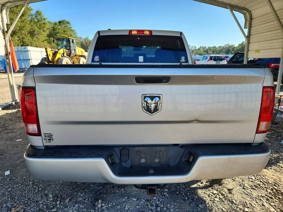 2016 RAM 1500 ST  