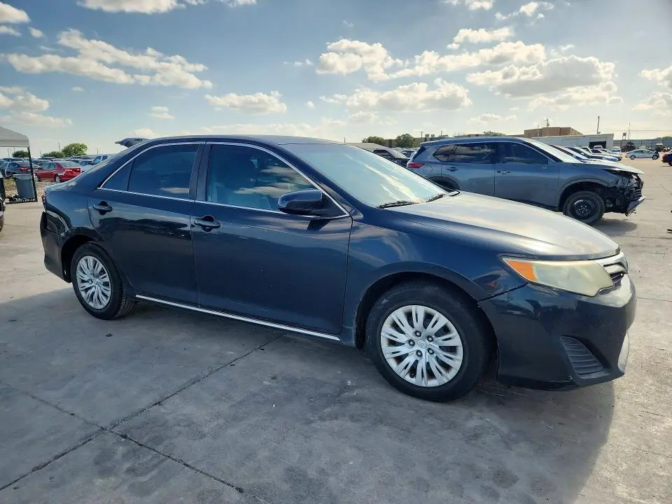 2012 TOYOTA CAMRY LE  