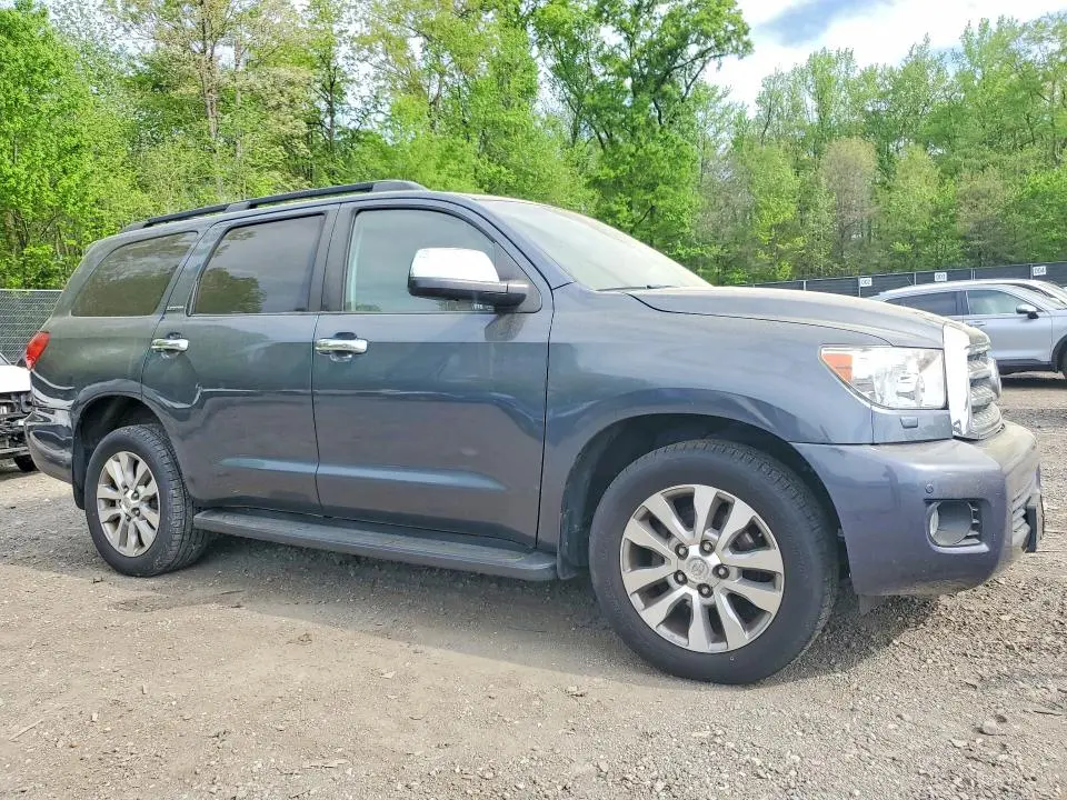 2010 TOYOTA SEQUOIA LIMITED  