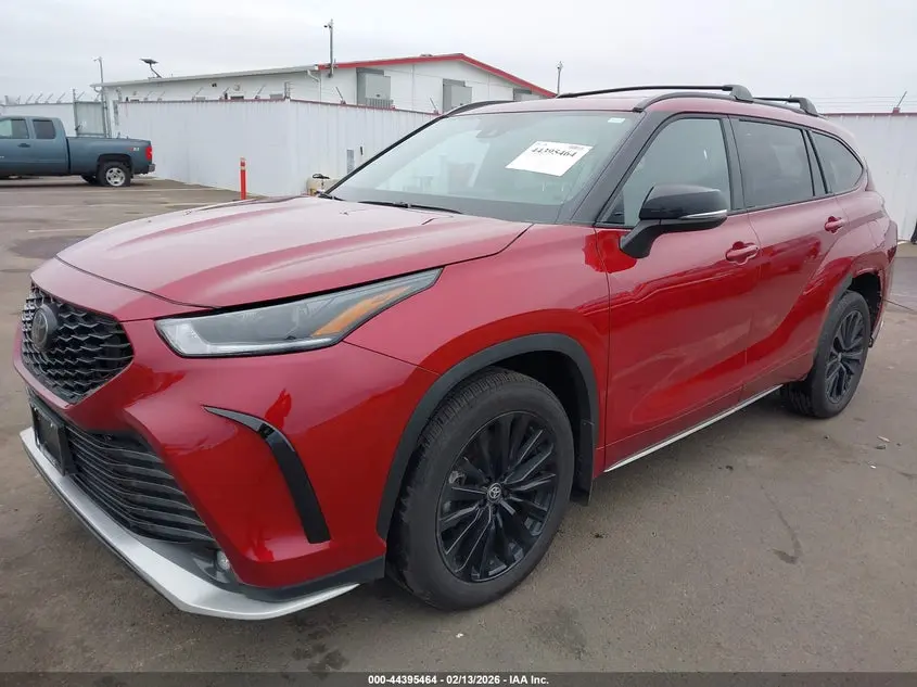 2025 TOYOTA HIGHLANDER XSE