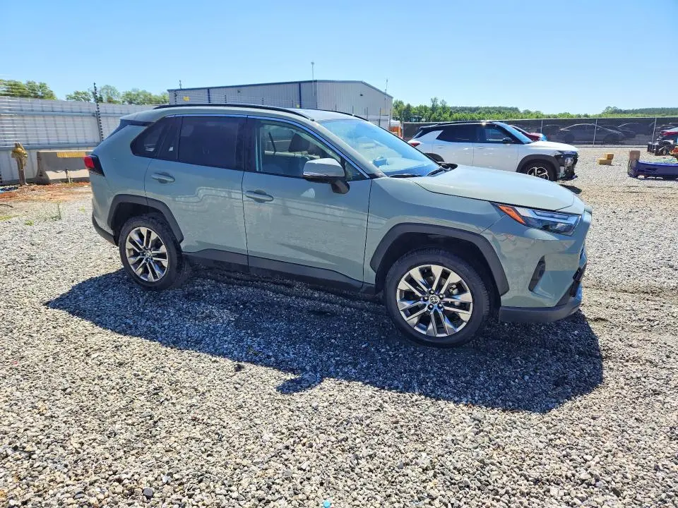 2023 TOYOTA RAV4 XLE PREMIUM  