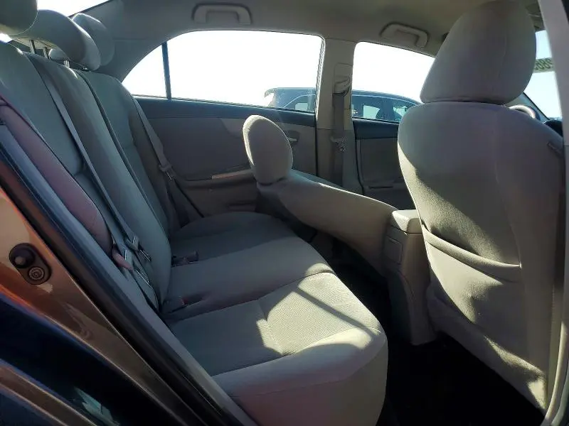 2012 TOYOTA COROLLA LE  
