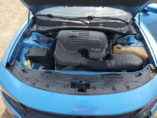 2015 DODGE CHARGER SXT  