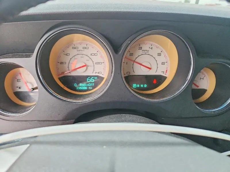 2013 DODGE CHALLENGER SXT  