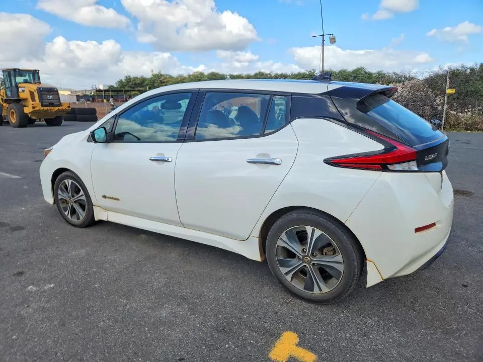 2018 NISSAN LEAF S  