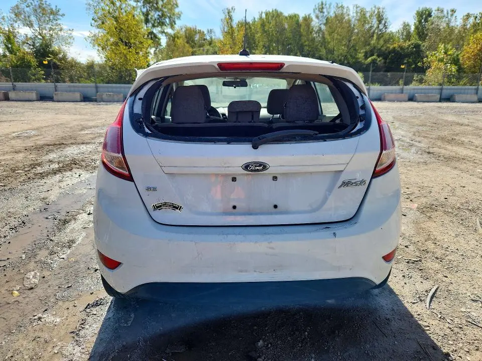 2017 FORD FIESTA SE  