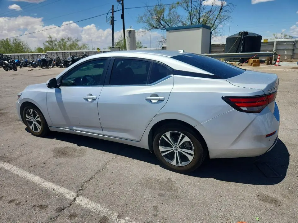 2022 NISSAN SENTRA SV  