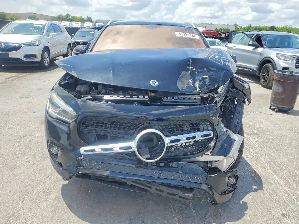2021 MERCEDES-BENZ GLA 250 4MATIC  