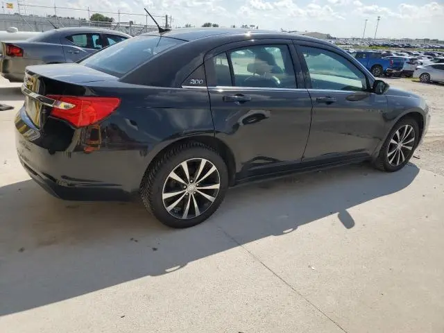 2011 CHRYSLER 200 S  