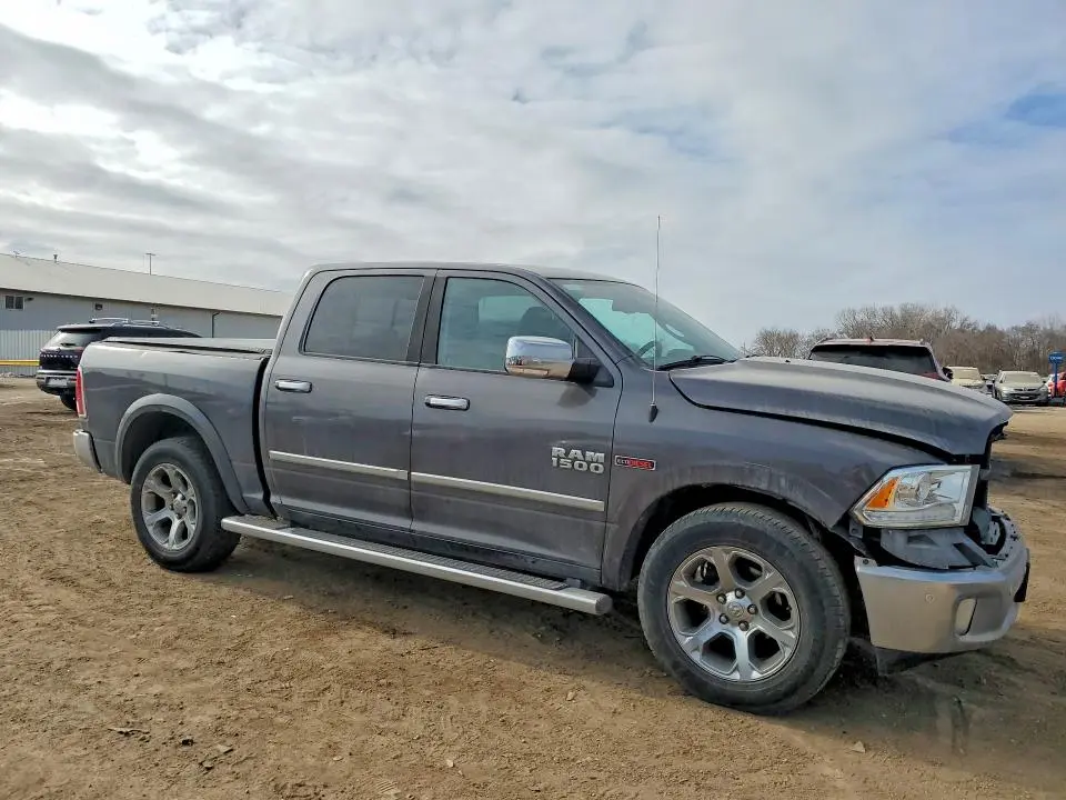 2015 RAM 1500 LARAMIE  