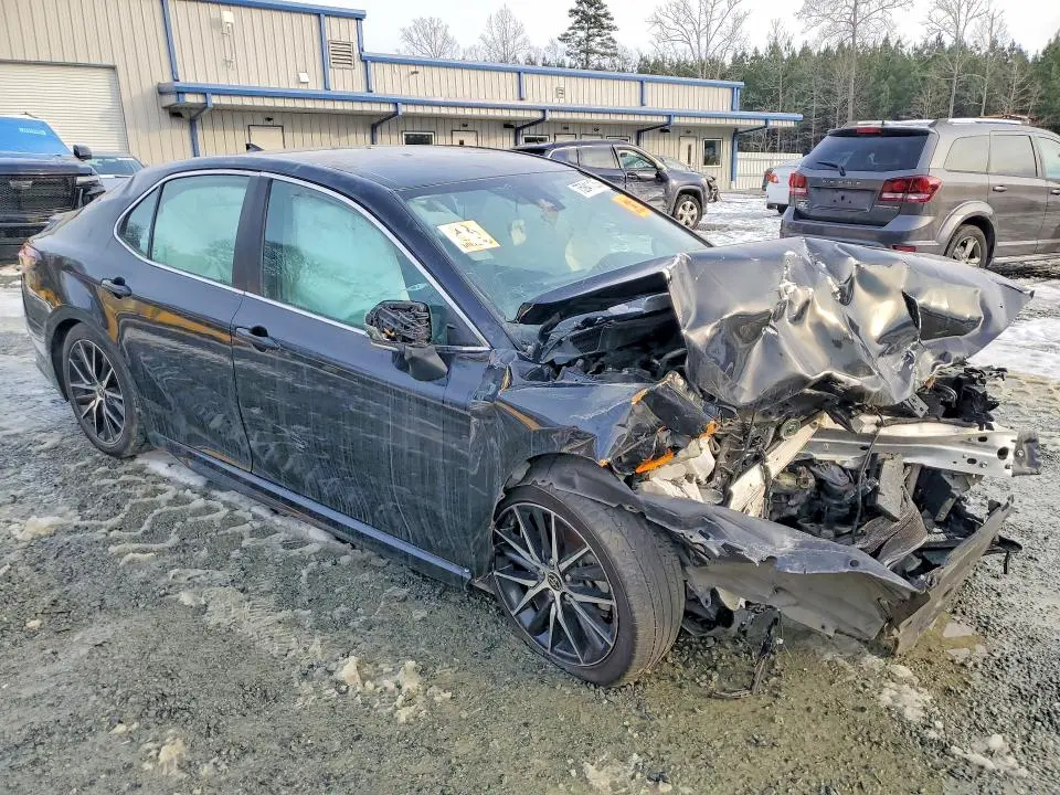 2023 TOYOTA CAMRY SE NIGHT SHADE  