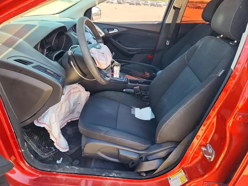 2018 FORD FOCUS SE  