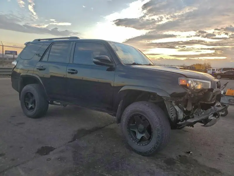 2020 TOYOTA 4RUNNER SR5/SR5 PREMIUM  