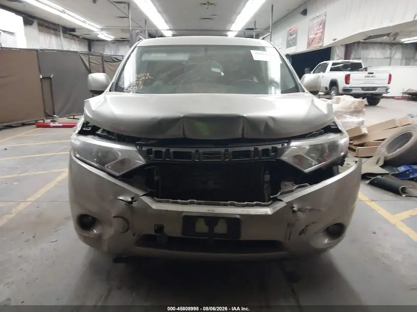 2013 NISSAN QUEST SV