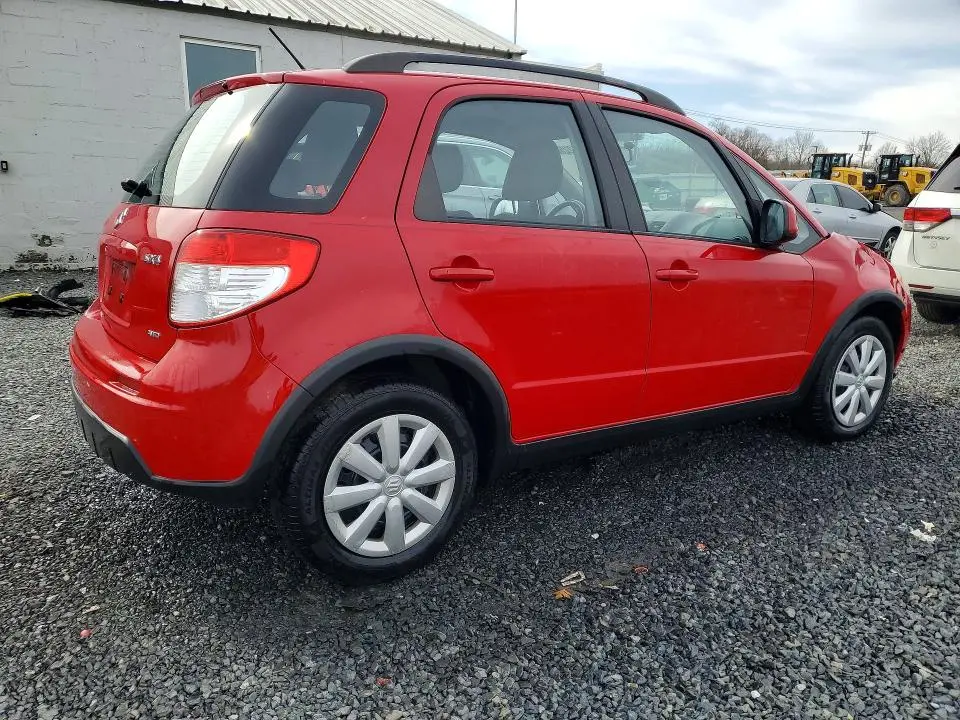 2011 SUZUKI SX4   